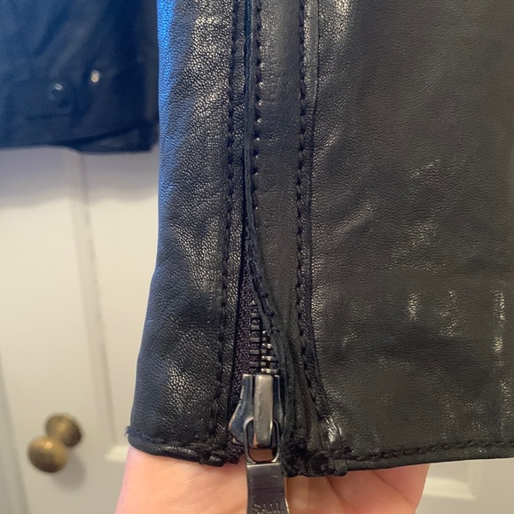 SAM. Leather jacket used couple of times looks like new size L beautiful leather - Picture 12 of 16
